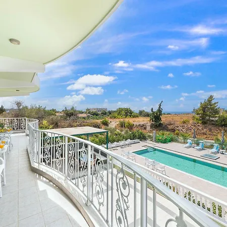 Nimo Paradise Estate *