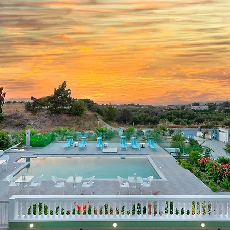 Nimo Paradise Estate 페러데이션