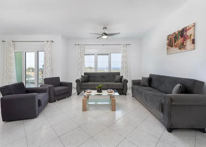 בית נופש Nimo Paradise Estate